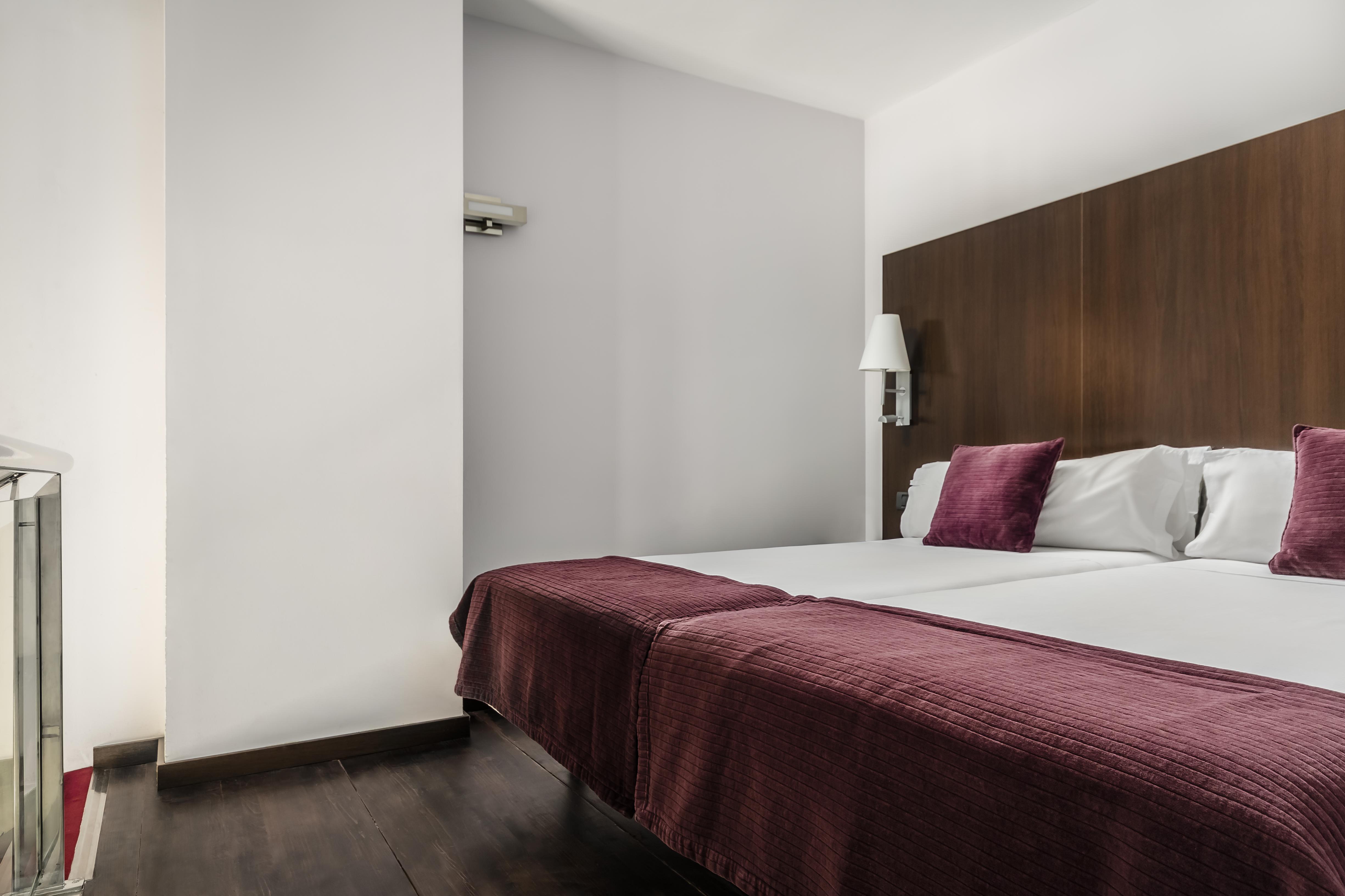 Hotel Eurostars Reina Felicia à Jaca Extérieur photo