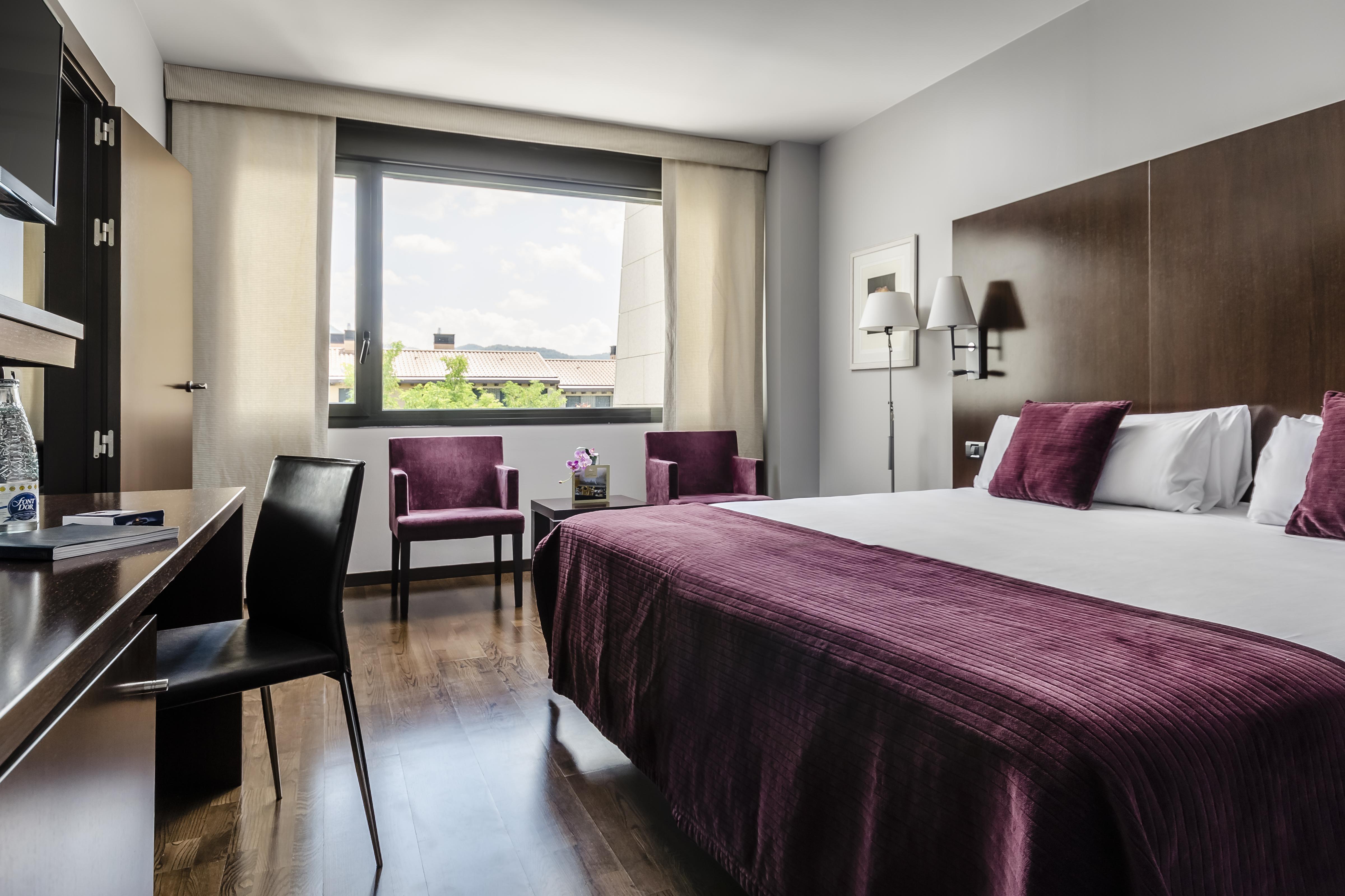 Hotel Eurostars Reina Felicia à Jaca Extérieur photo