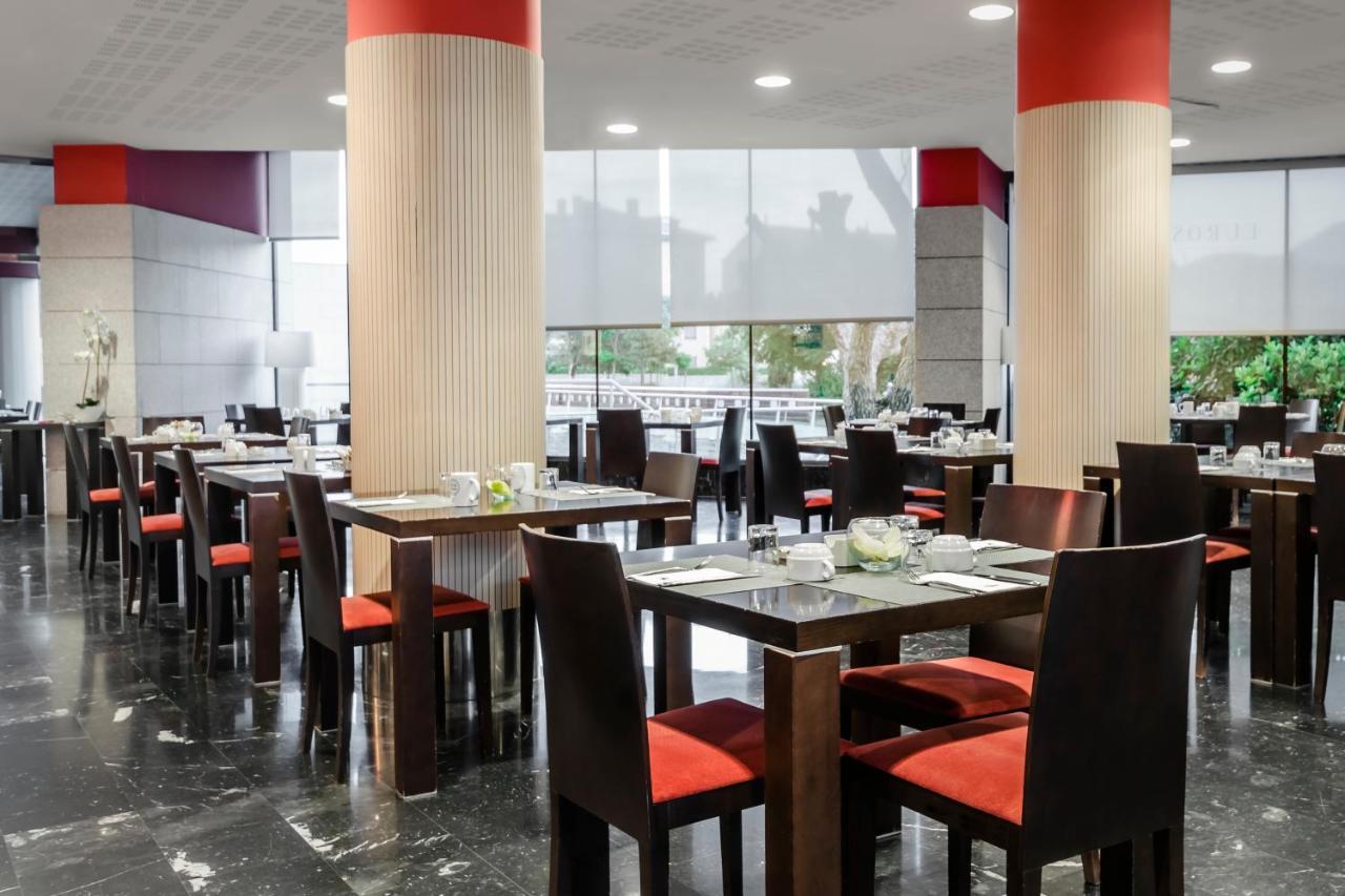 Hotel Eurostars Reina Felicia à Jaca Extérieur photo